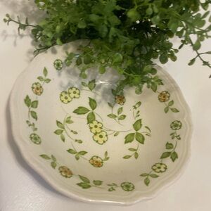 Vintage Floral Ceramic Serving Bowl - Green and Cream